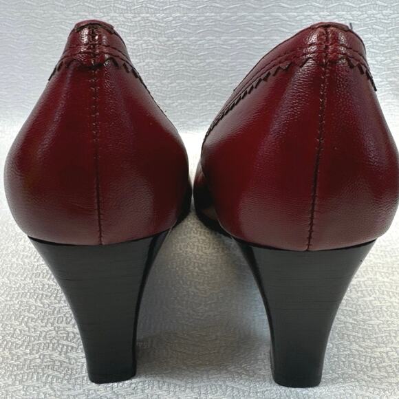 Etienne Aigner Burgundy Red Leather Box Toe Pumps women sz 7 - Picture 4 of 7